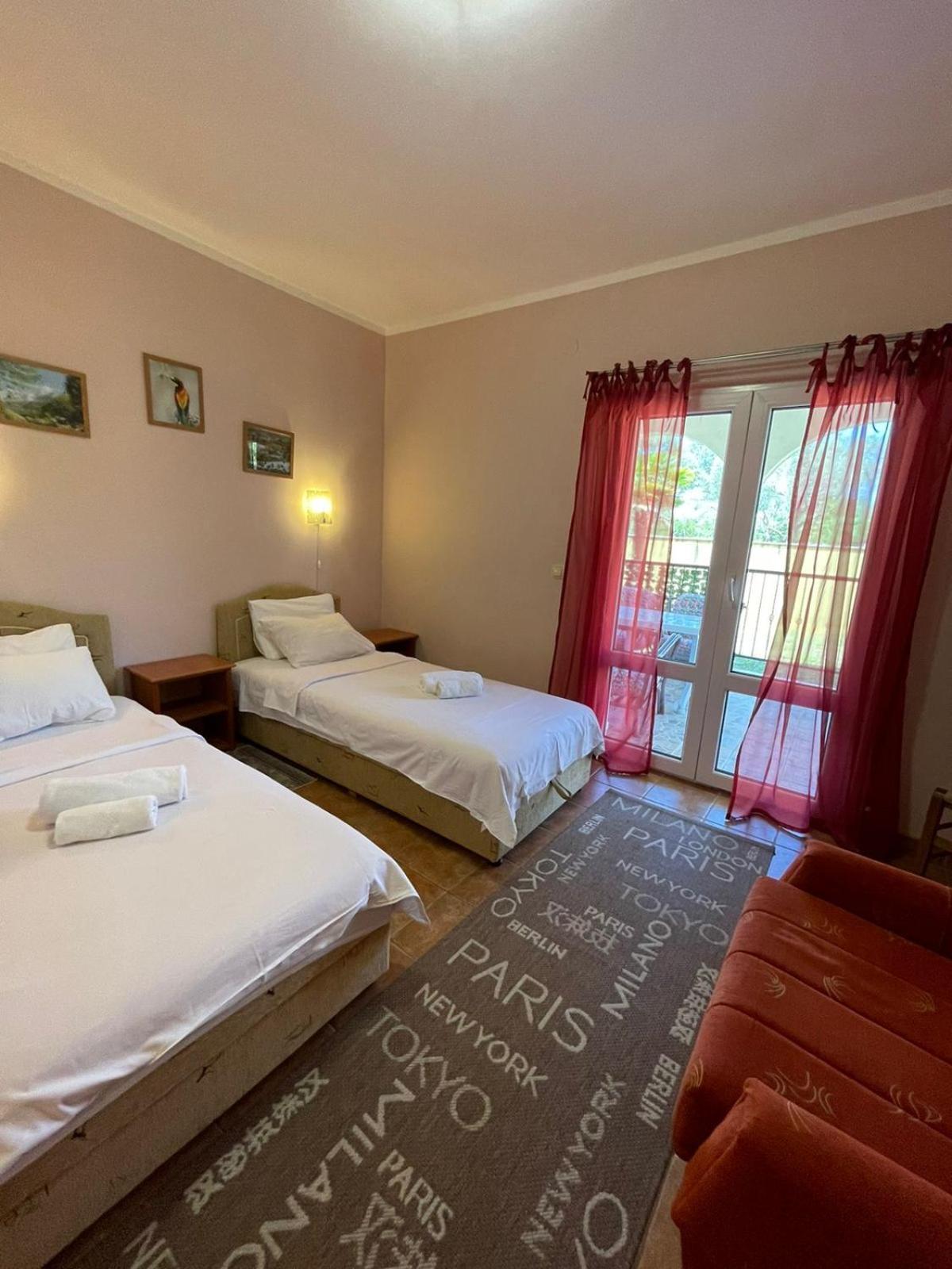 Apartments Villa-G Lustica Tivat Extérieur photo